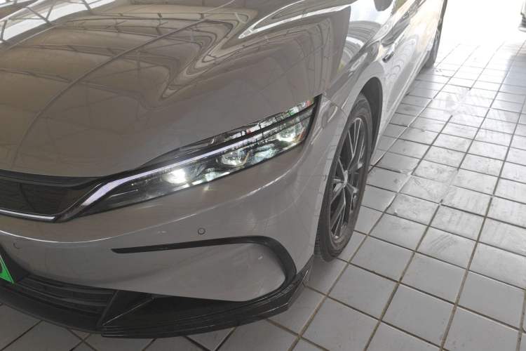 Used BYD Han 2025 DM-i Smart Drive 125KM Elite Model
