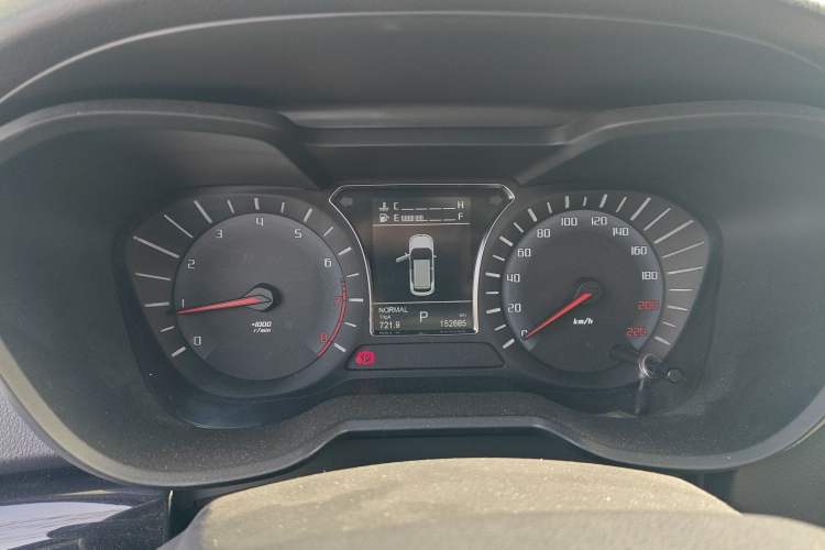 Used GAC Trumpchi GS4 2017 235T Automatic Two-Wheel Drive Elite Edition Instrument Cluster
