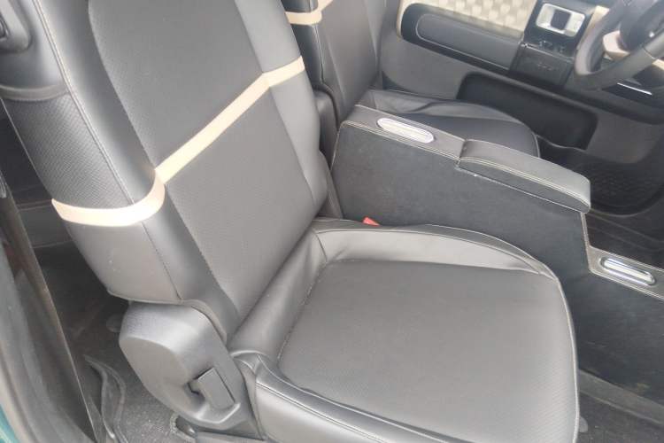 Used Baojun KiWi EV 2022 Designer Lite Edition Ternary Lithium