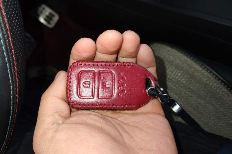 Used Honda Jade 2017 1.8L automatic Comfort version 5 seats
