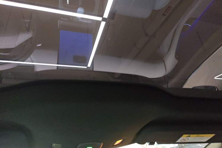 Used Nio ET5T 2024 75kWh Touring Headliner