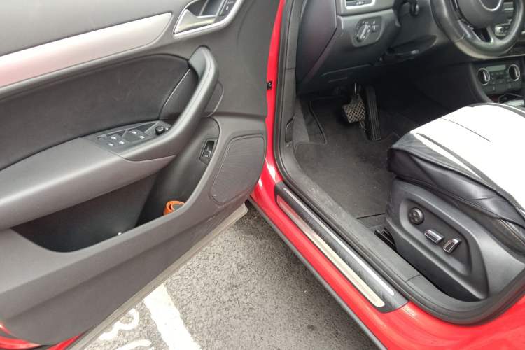 Used Audi Q3 2017 35 TFSI Fashion Model