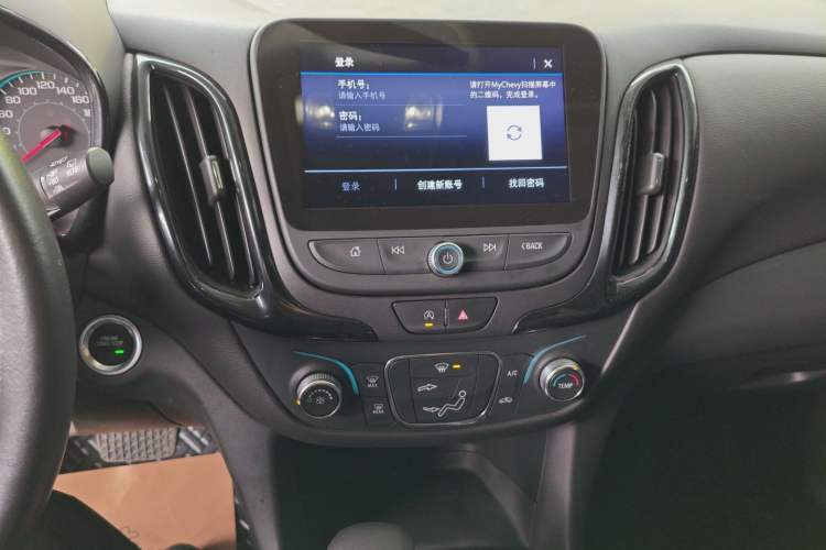 Used Chevrolet Equinox 2022 535T Chijie Edition Audio And AC Panel