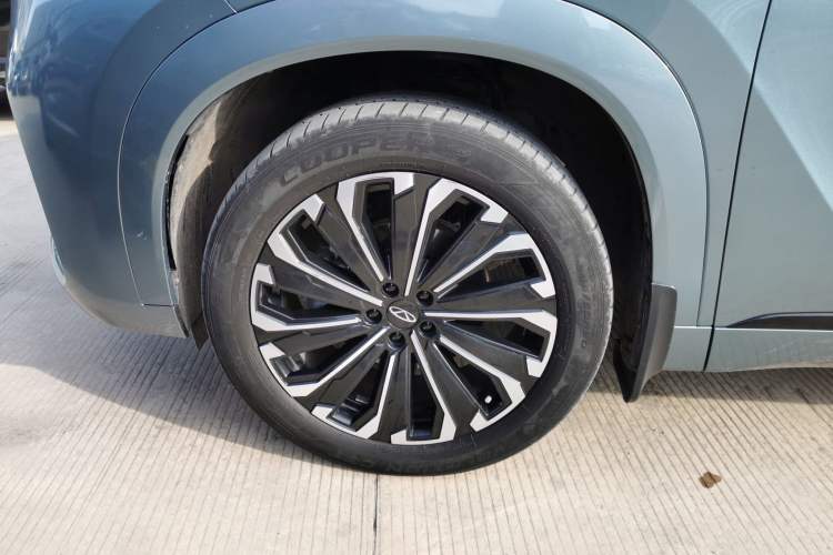 Used Chery Tiggo 9 2023 2.0T Dual-Clutch Two-Wheel Drive Luxury Edition 5 Seats
