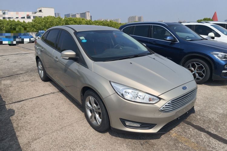 Used Ford Focus 2015 Sedan 1.6L Automatic Comfort Model
