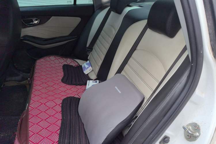 Used Soueast V5 Lingzhi 2017 1.5L Manual New Elite Model