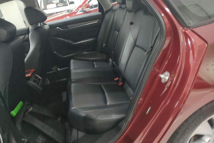 Used Honda Accord 2018 230TURBO Comfort Version National V
