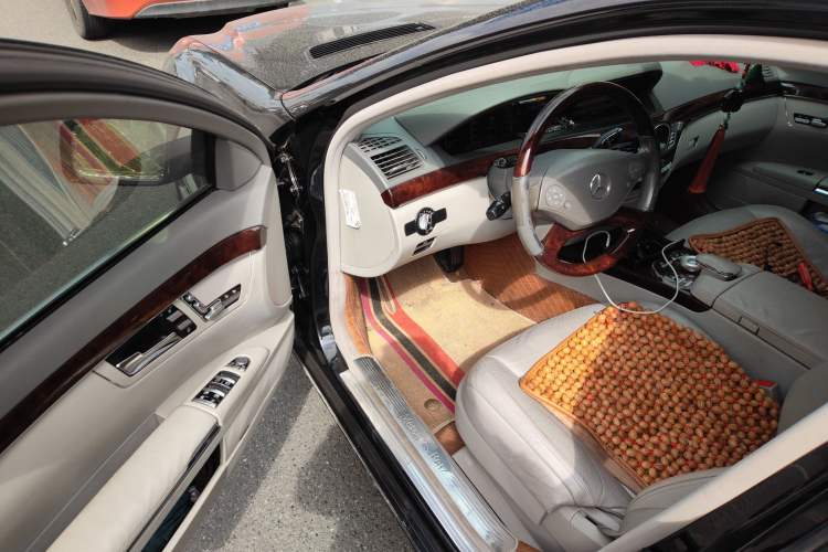 Used Mercedes-Benz S-Class 2010 S 300 L Luxury Model