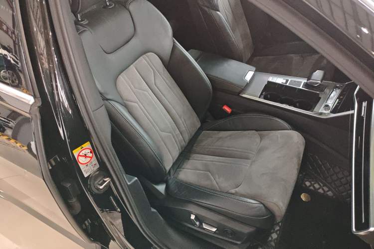 Used Audi A6L 2023 45 TFSI Prestige Dynamic Edition
