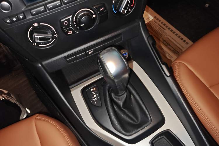 Used BMW X1 2013 sDrive18i Leading Model