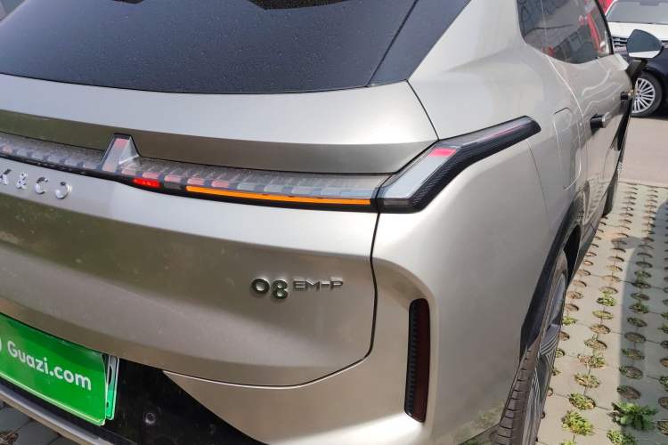 Used Lynk & Co 08 EM-P 2023 245km Ultra-Long Range Halo