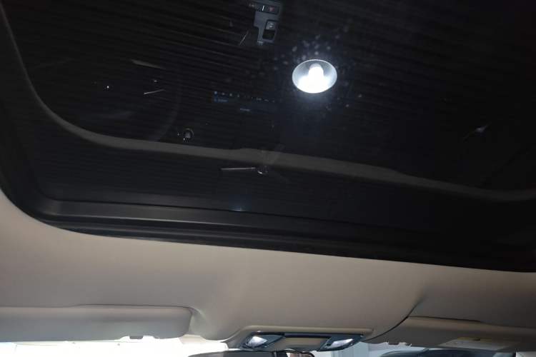 Used CHANGAN Eado DD 2023 Blue Whale NE 1.5T GDI DCT Navigation Model Headliner