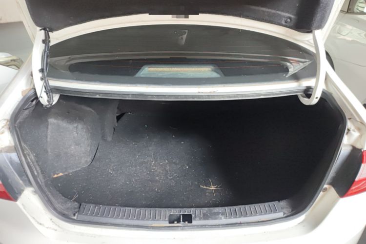 Used Haima M3 2016 1.5L Manual Comfort Model with Sunroof Trunk