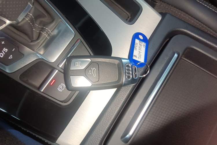 Used Audi Q5L 2024 40 TFSI Fashion Dynamic Model
