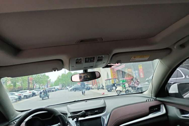 Used Chevrolet Malibu 2018 530T Automatic Luxury Edition Headliner