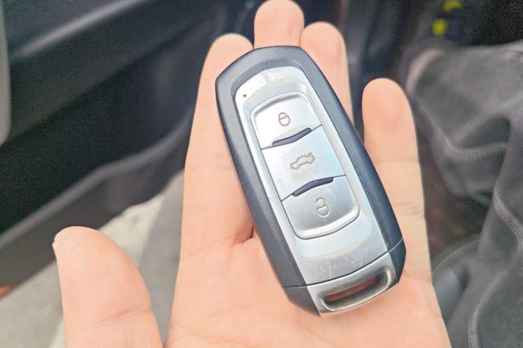 Used Geely Auto Emgrand 2016 Hatchback RS 1.5L CVT Upward Edition