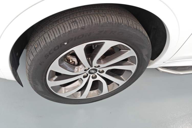 Used Land Rover Discovery Sport New Energy 2022 Facelifted P300e Plug-in Hybrid Electric Version