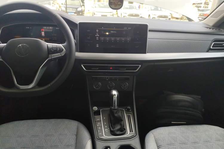 Used Volkswagen Lavida 2023 300TSI DSG Full-Comfort Edition
