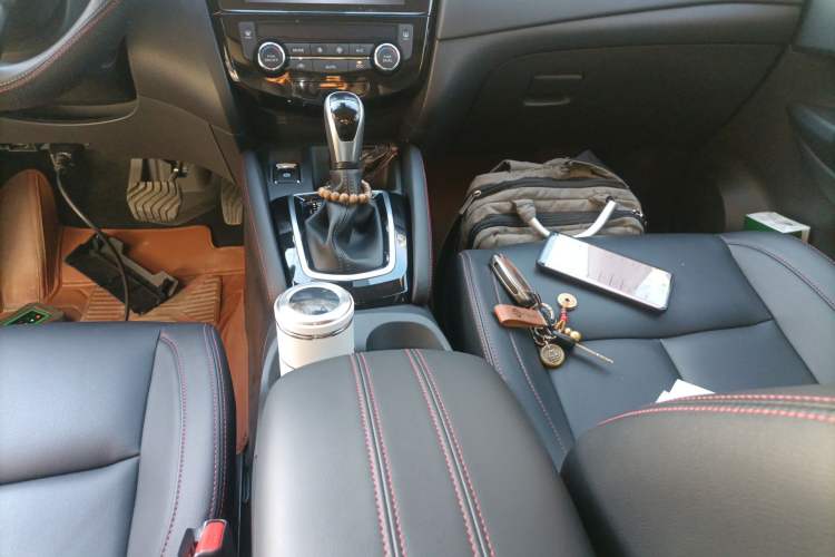 Used Nissan Qashqai 2023 Classic 2.0L CVT XV Comfort Edition Gear Lever