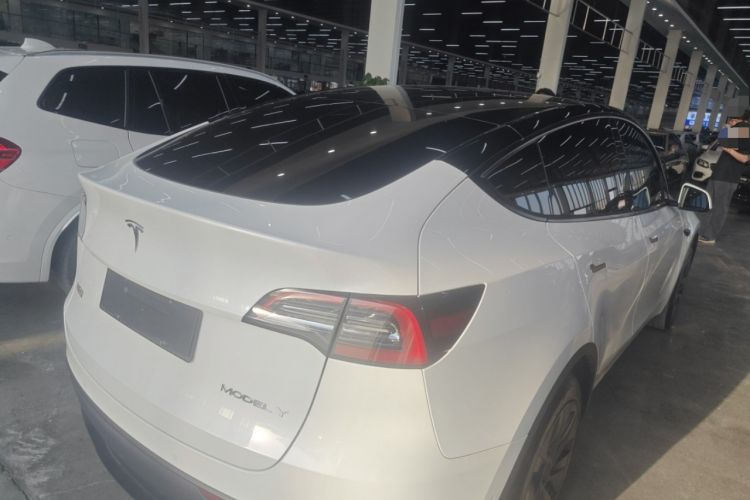 Used Tesla Model Y 2023 Rear-Wheel-Drive Version Rear Right 45 Deg