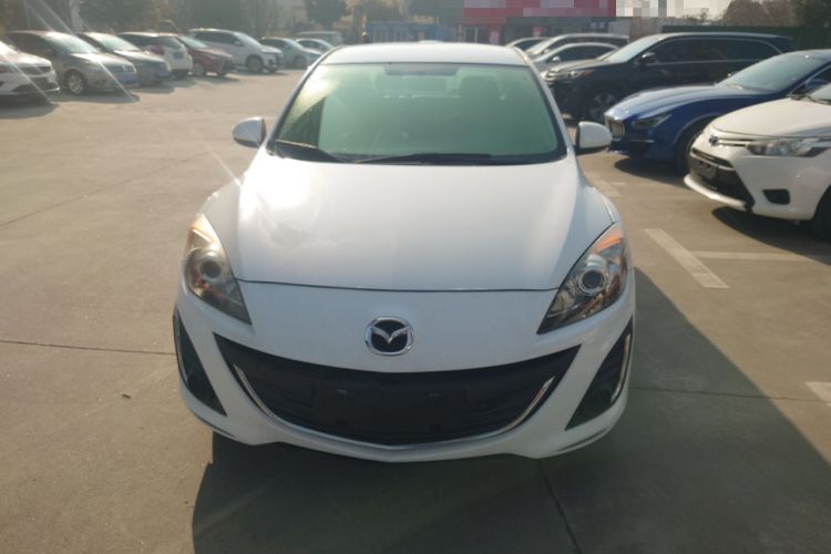 Used Mazda 3 2015 Sedan 1.6L Automatic Comfort Model Front