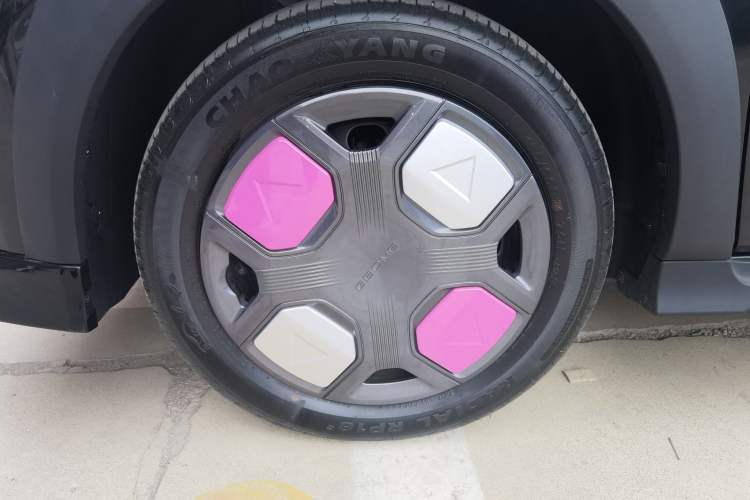 Used Geely Galaxy Panda 2025 210km Panda Kart Exterior 4