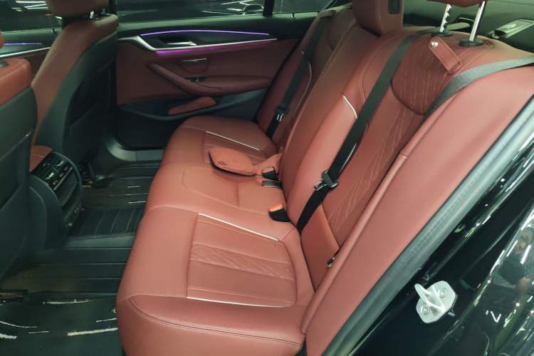 Used BMW 5 Series 2021 Facelifted 530Li Leading Edition M Sport Package