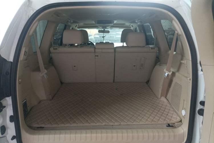 Used Toyota Prado 2016 3.5L Automatic TX-L NAVI Trunk