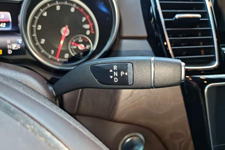 Used Mercedes-Benz GLE 2017 GLE 400 4MATIC Gear Lever