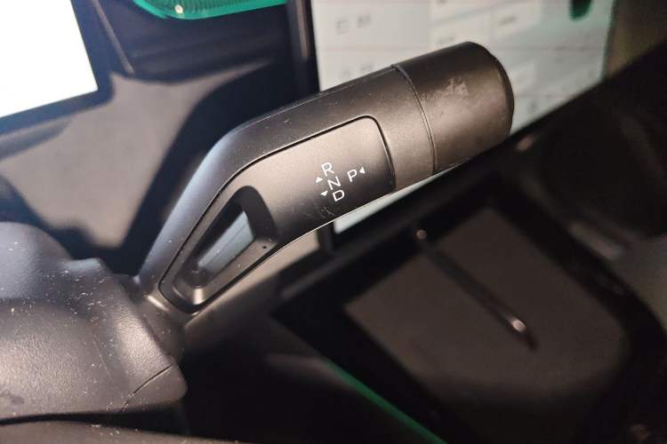 Used Lynk & Co 08 EM-P 2025 120km Long-Range Pro