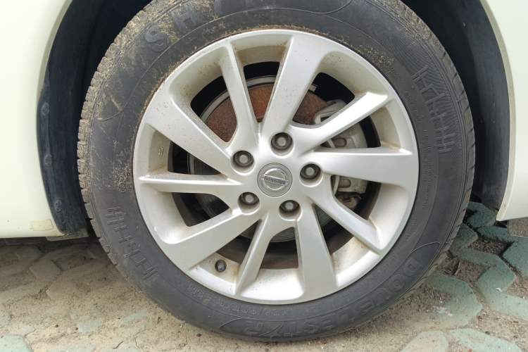 Used Nissan Tiida 2016 1.6L CVT Cool Dynamic Edition
