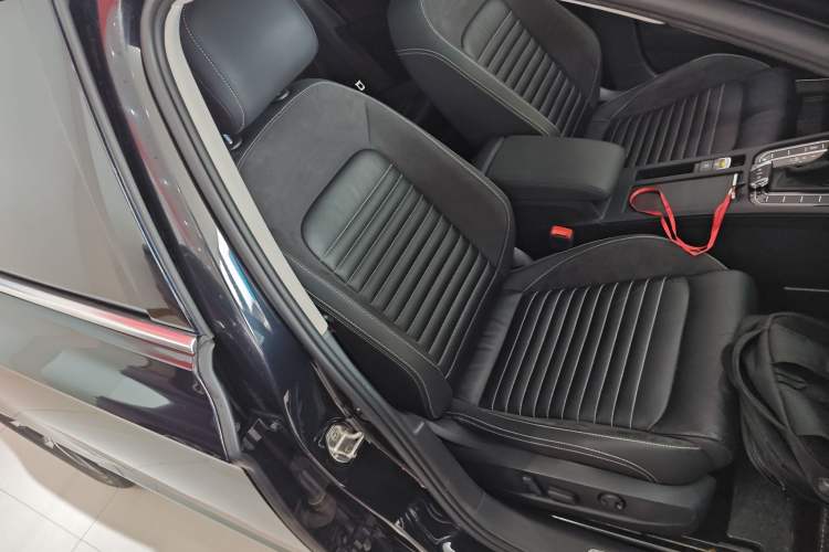 Used Volkswagen Magotan 2020 330TSI DSG Leading Model