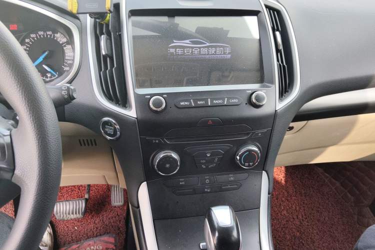 Used Ford Edge 2016 EcoBoost 245 Two-Wheel-Drive Titanium 5-Seater
