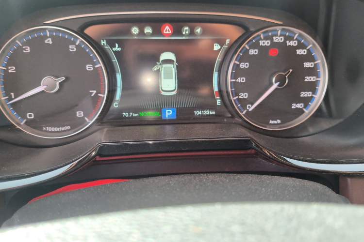 Used GAC Trumpchi GS8 2017 320T Two-Wheel Drive Luxury Smart Connectivity Version (7 Seats) Odometer Close Up