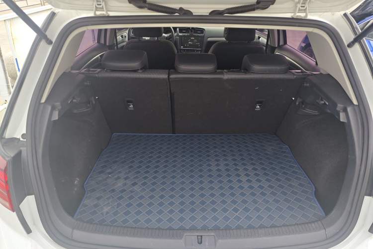 Used Volkswagen Golf 2018 1.6L Automatic Comfort Model