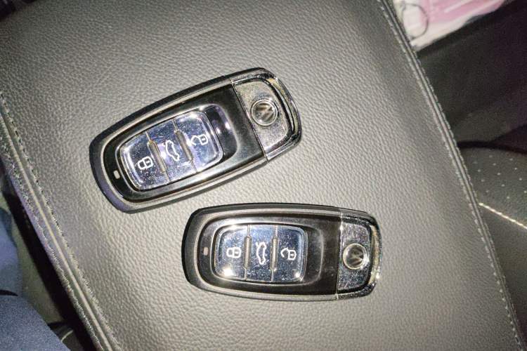 Used Volkswagen Phideon 2018 Revised Version 380TSI Two-Wheel Drive Business Edition