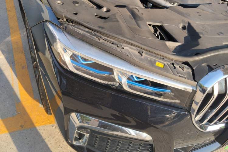 Used BMW 7 Series 2019 Restyled 740Li xDrive Executive M Sport Package Right Front Headlight