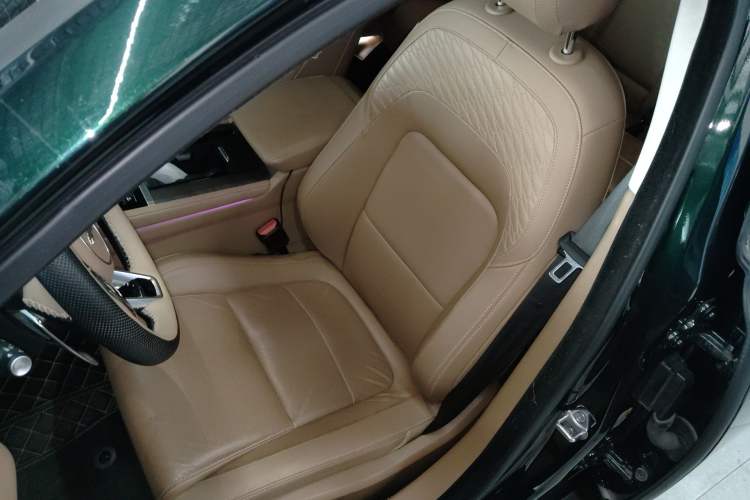 Used Jaguar XFL 2024 2.0T P250 Two-Wheel Drive Prestige Luxury Edition Left Front Seat