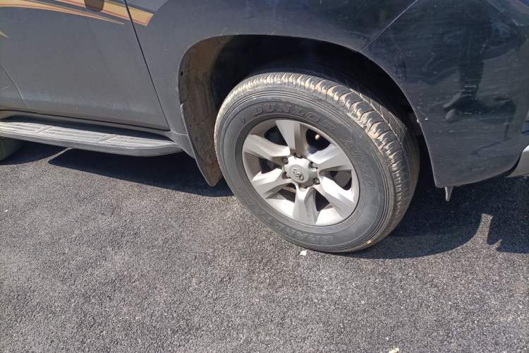 Used Toyota Prado 2012 2.7L Automatic Middle East Version