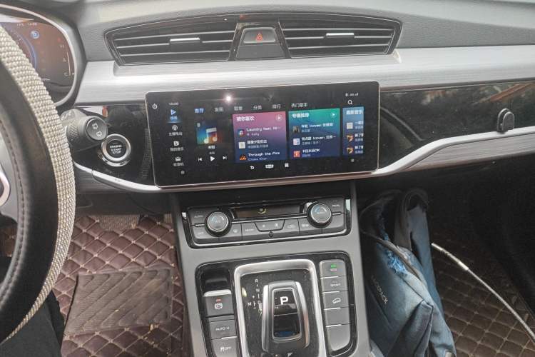 Used Geely Auto Emgrand X7 Sport 2021 Million Edition 1.8TD DCT Two-Wheel Drive Luxury Model
