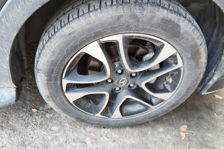 Used Soueast DX7 2015 1.5T Automatic Luxury Model
