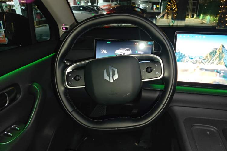 Used Leapmotor C16 2024 Range-Extended 200 Luxury Edition