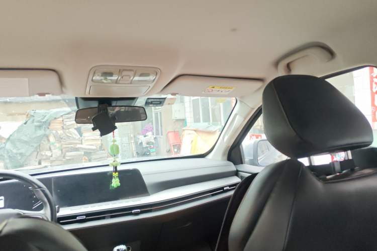 Used CHANGAN Lantop 2023 2.0T Manual 4x4 Diesel Flagship Long-Box Version Headliner