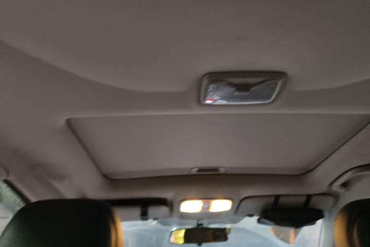 Used Changan Eado 2015 1.6L Automatic Junku Model China IV Standard
