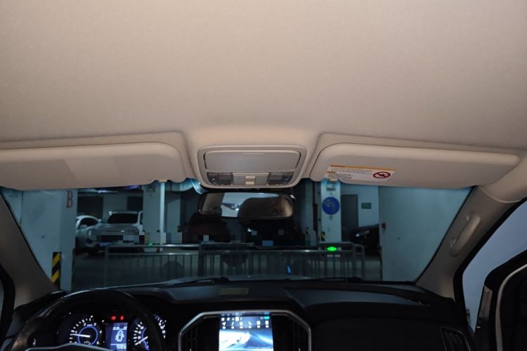 Used JMC Yusheng S350 2016 2.4T Manual 4x4 Diesel Luxury Edition 5-Seater