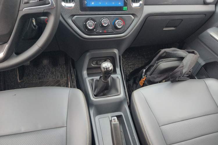 Used Wuling Zhengtu 2021 1.5L Adventure LAR Gear Lever
