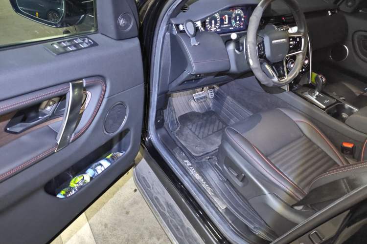 Used Land Rover Discovery Sport 2022 Revised Version 249 PS R-Dynamic S Performance Edition 5 Seats
