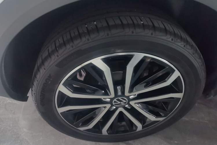 Used Volkswagen T-ROC 2021 280TSI DSG Two-Wheel Drive Comfort Connect Edition
