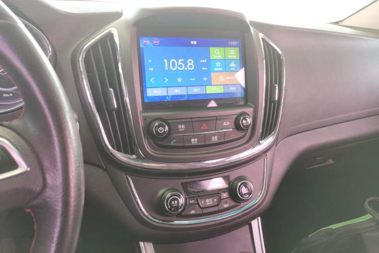 Used Baojun 560 2016 1.8L iAMT Luxury Model