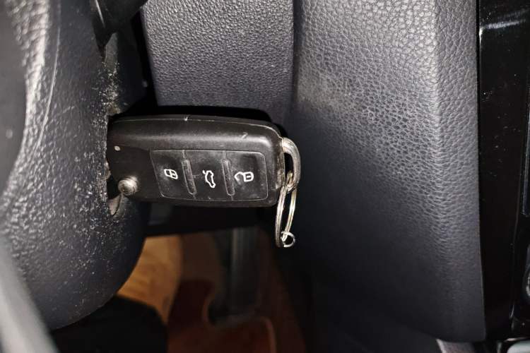 Used Volkswagen Sagitar 2014 Revised Version 1.6L Automatic Leading Edition Vehicle Key